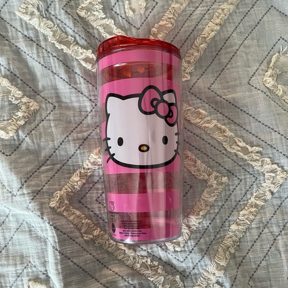 Helloβ Kitty 20 oz Travel Tumbler Pink Stripes Reusable Drink Cup Age 14+